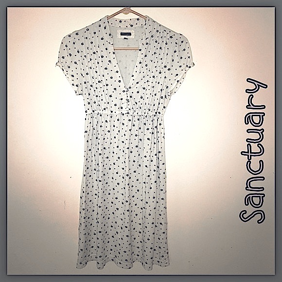 Sanctuary Dresses & Skirts - {Sanctuary} Floral Babydoll Dress